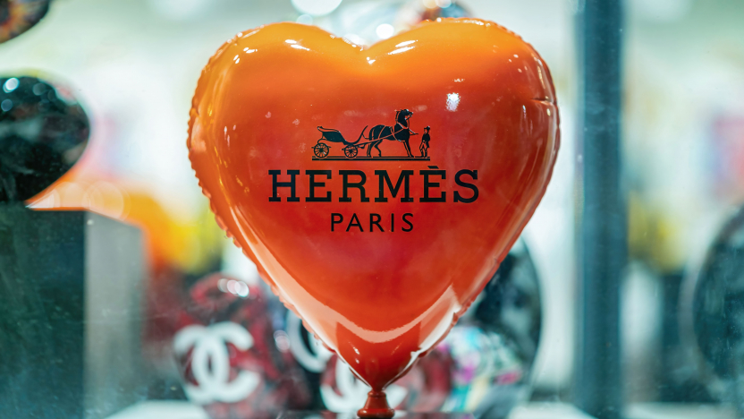 ballon coeur orange Hermès