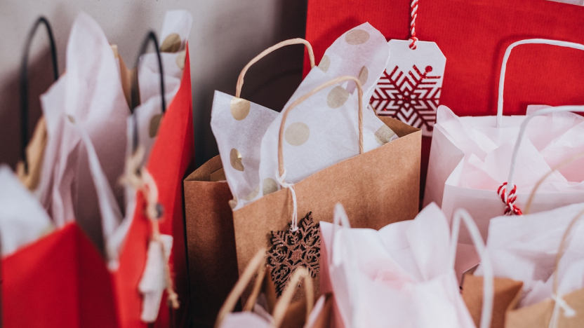 Counterfeit protection strategies for the holiday season, image of Christmas presents